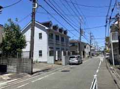 稲城市百村
