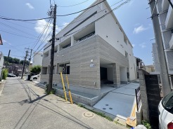 横浜市金沢区六浦南５丁目