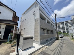 横浜市金沢区六浦南５丁目