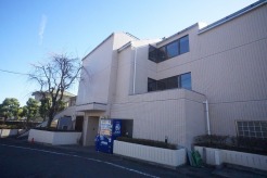 多摩市唐木田１丁目