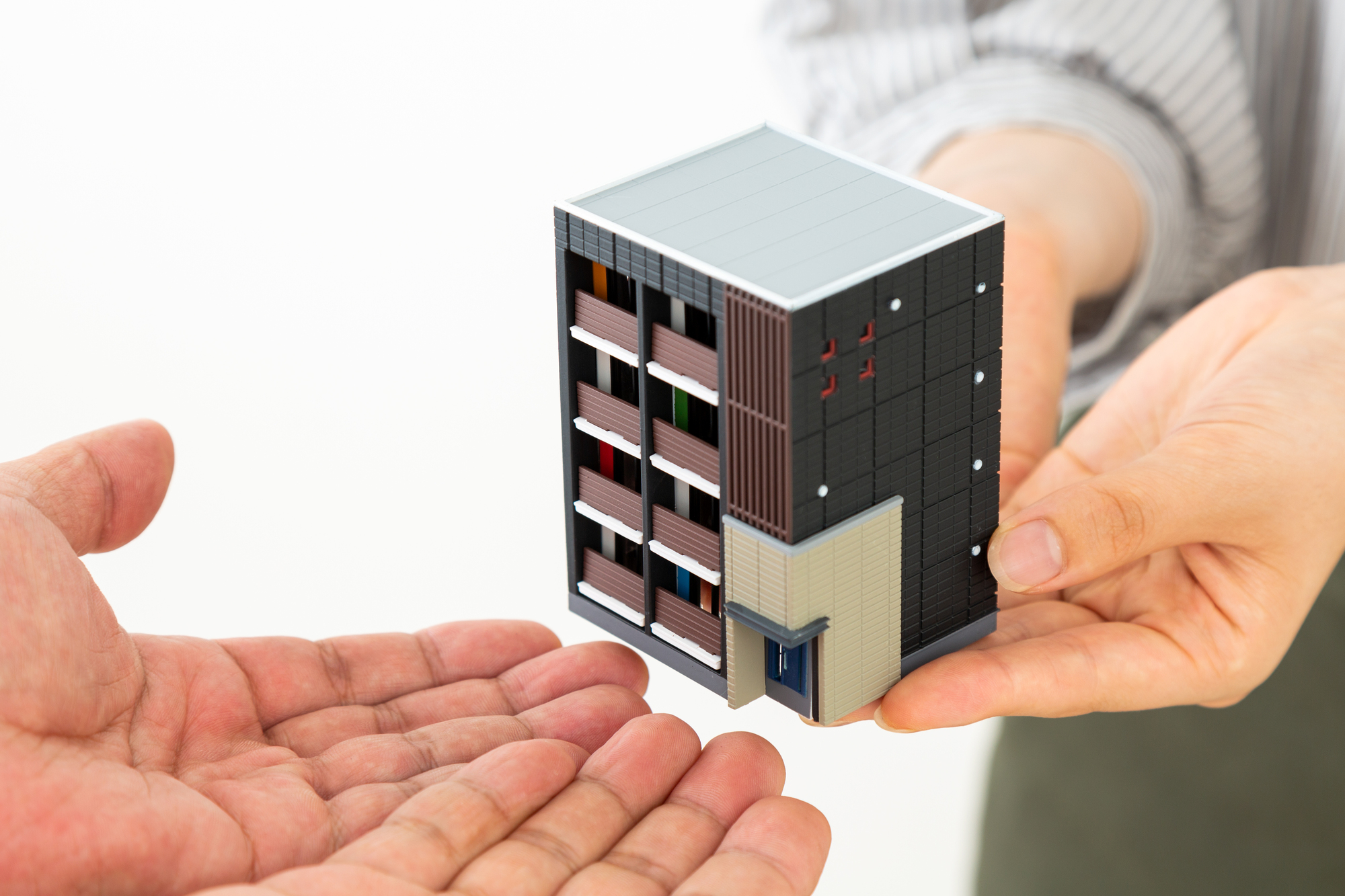 マンション 手渡す