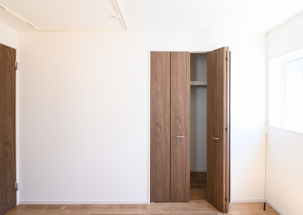 西側洋室（6帖）