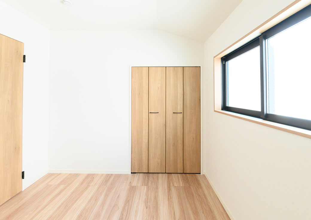 北側洋室（5.25帖）